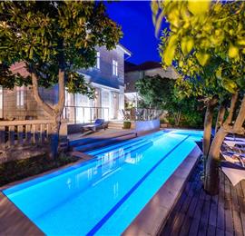 4 Bedroom Villa with Pool in Dubrovnik City, sleeps 8